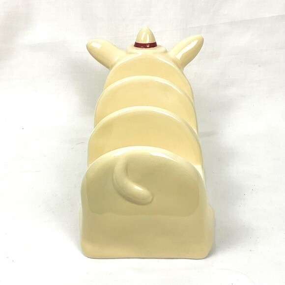 Rae Dunn Chihuahua Taco Holder Yellow Ceramic Dog Pup Puppy Taco Tuesday New - Picture 7 of 7